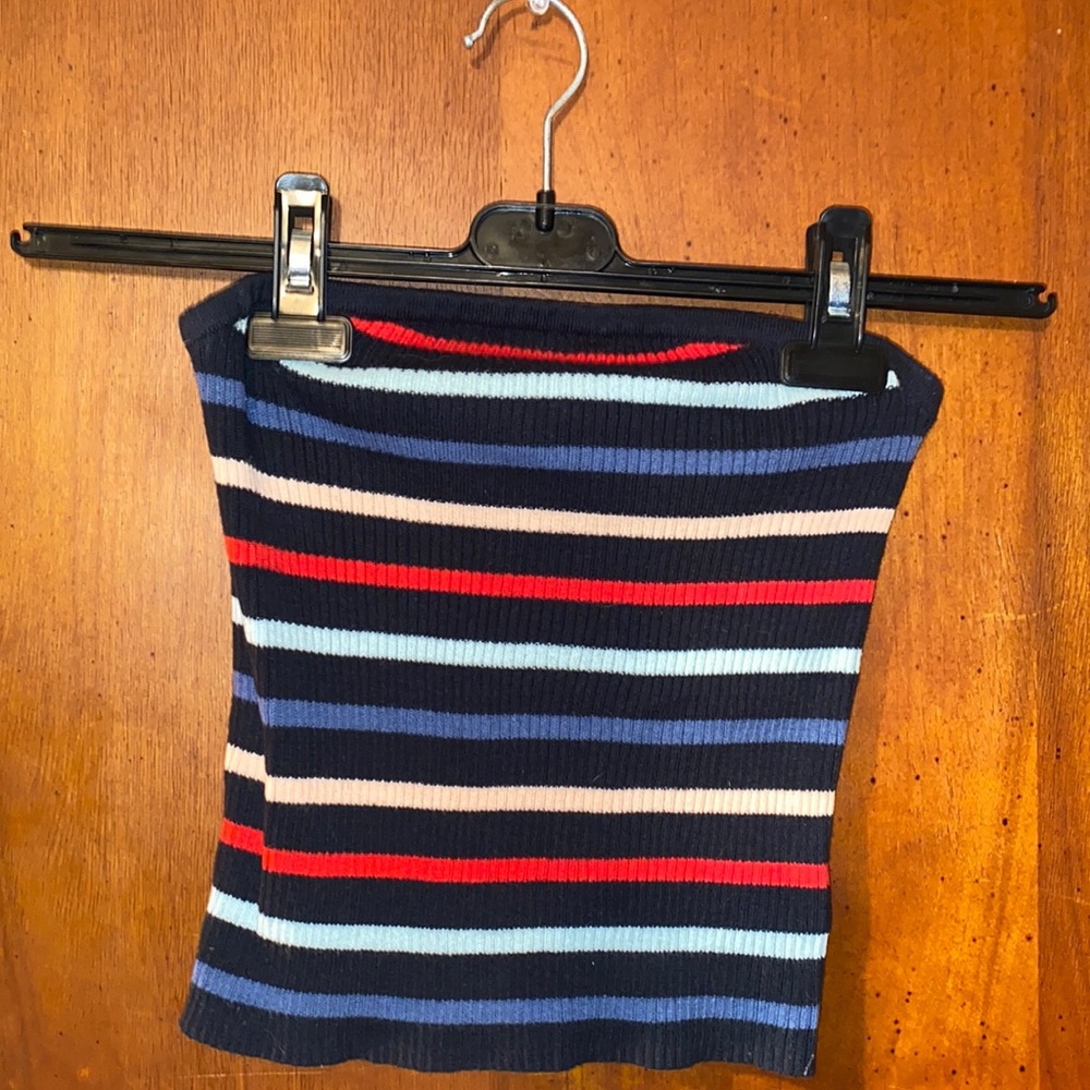 AE crop top